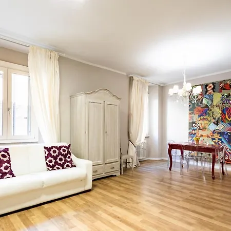 Santa Eufemia 2 Apartmán *